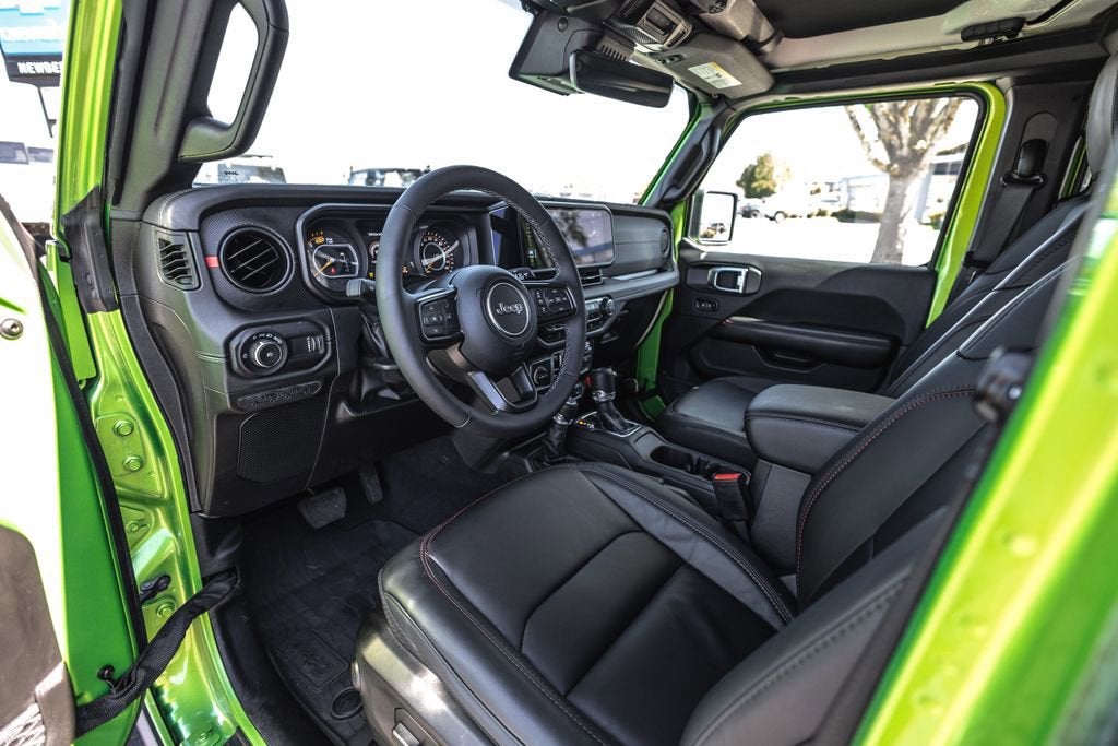 2025 Jeep Wrangler Rubicon X