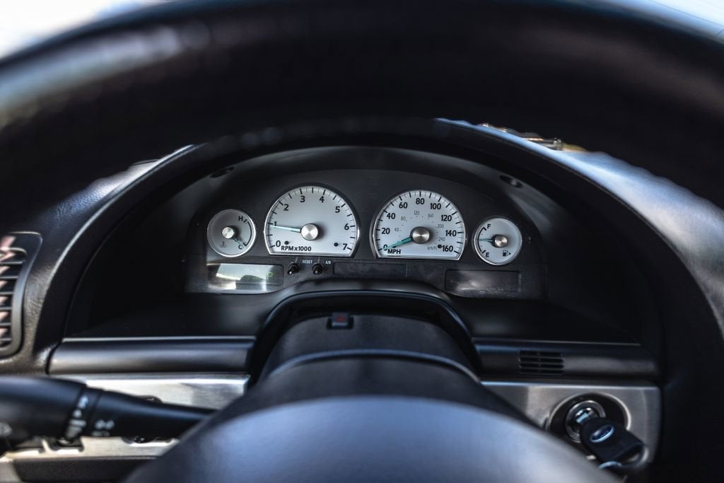 2003 Ford Thunderbird Deluxe