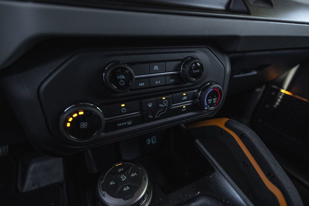2021 Ford Bronco Base