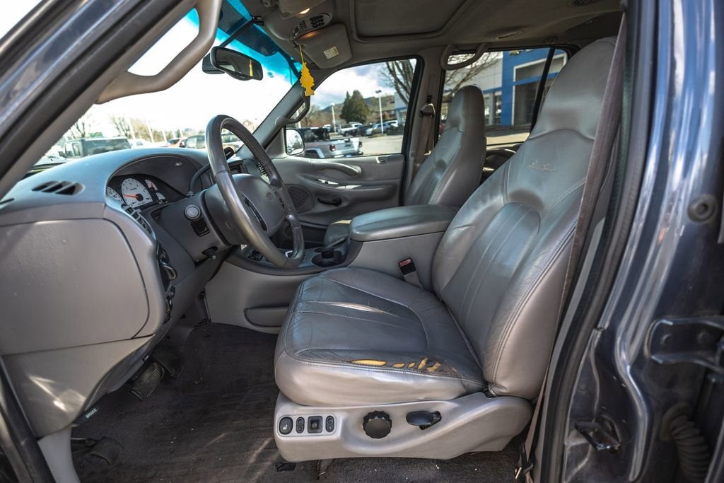 2001 Ford Expedition Eddie Bauer