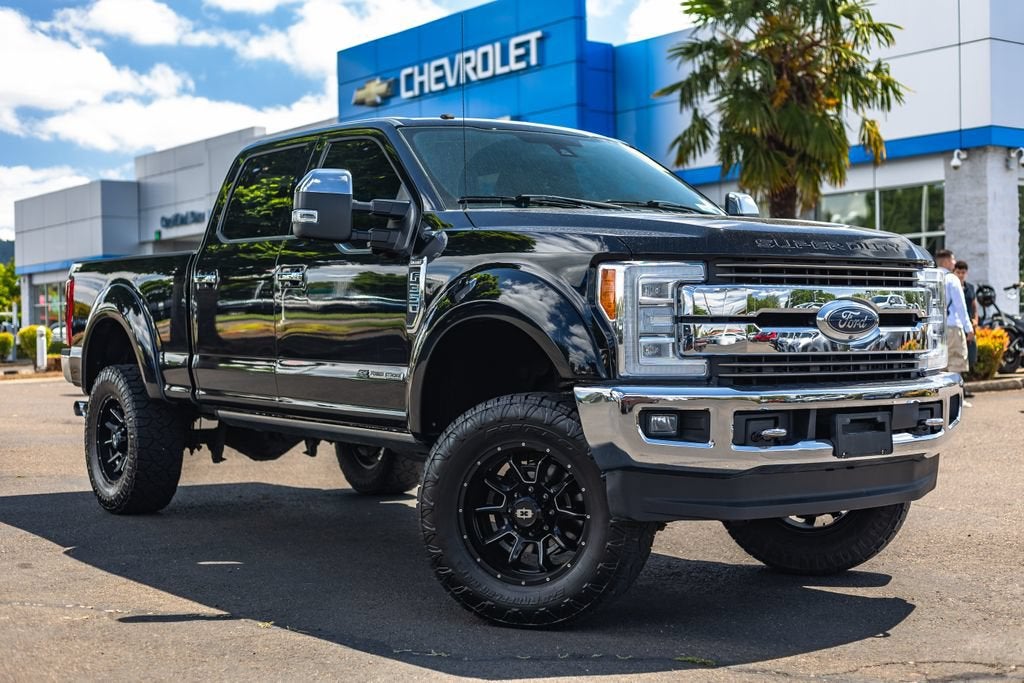 2017 Ford Super Duty F-350 SRW Platinum