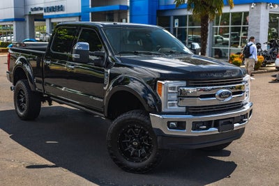 2017 Ford Super Duty F-350 SRW Platinum