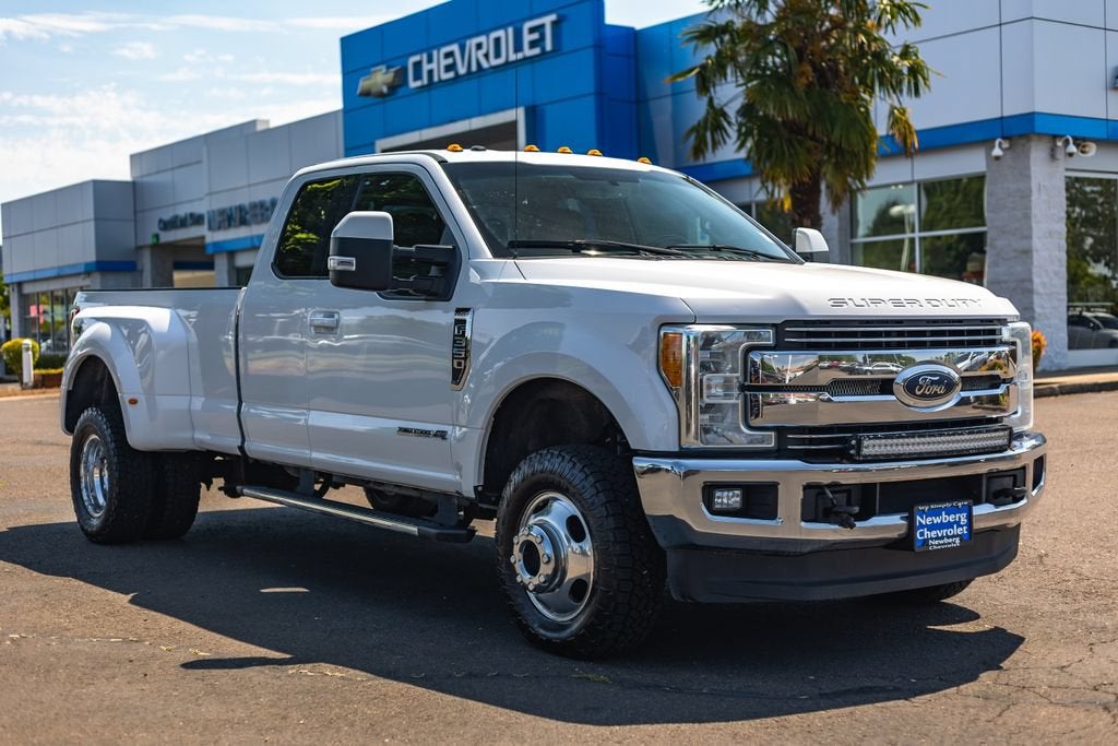 2017 Ford Super Duty F-350 DRW XLT