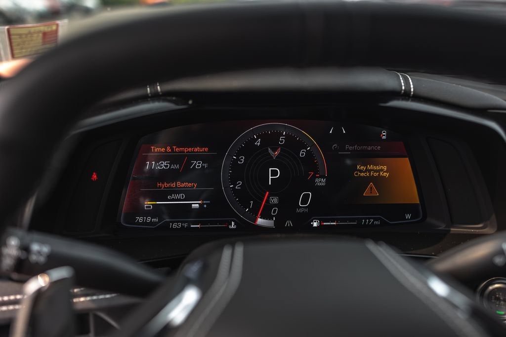 2025 Chevrolet Corvette E-Ray 1LZ