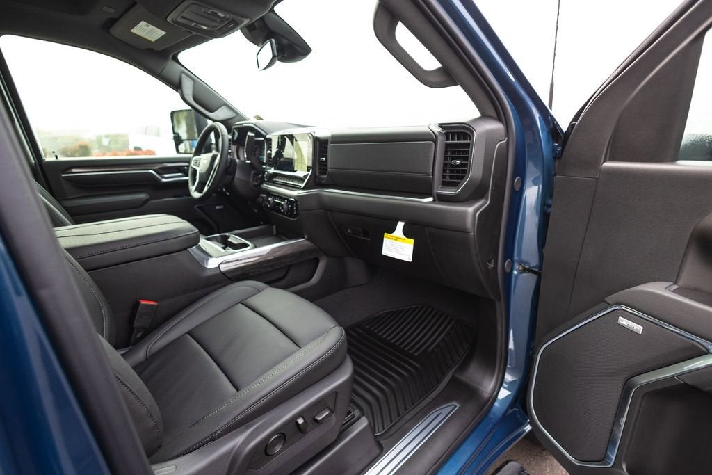 2026 Chevrolet Silverado 3500 HD LTZ DRW