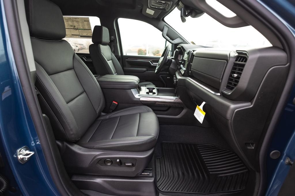 2026 Chevrolet Silverado 3500 HD LTZ DRW