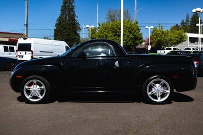 2004 Chevrolet SSR LS