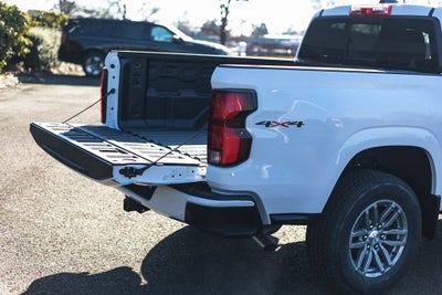 2025 Chevrolet Colorado WT/LT