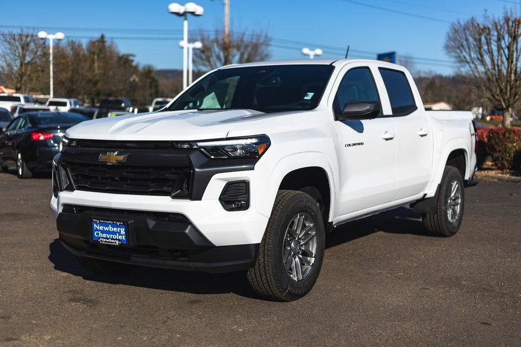 2025 Chevrolet Colorado WT/LT