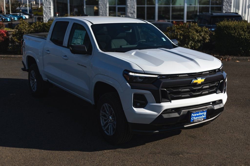 2025 Chevrolet Colorado WT/LT