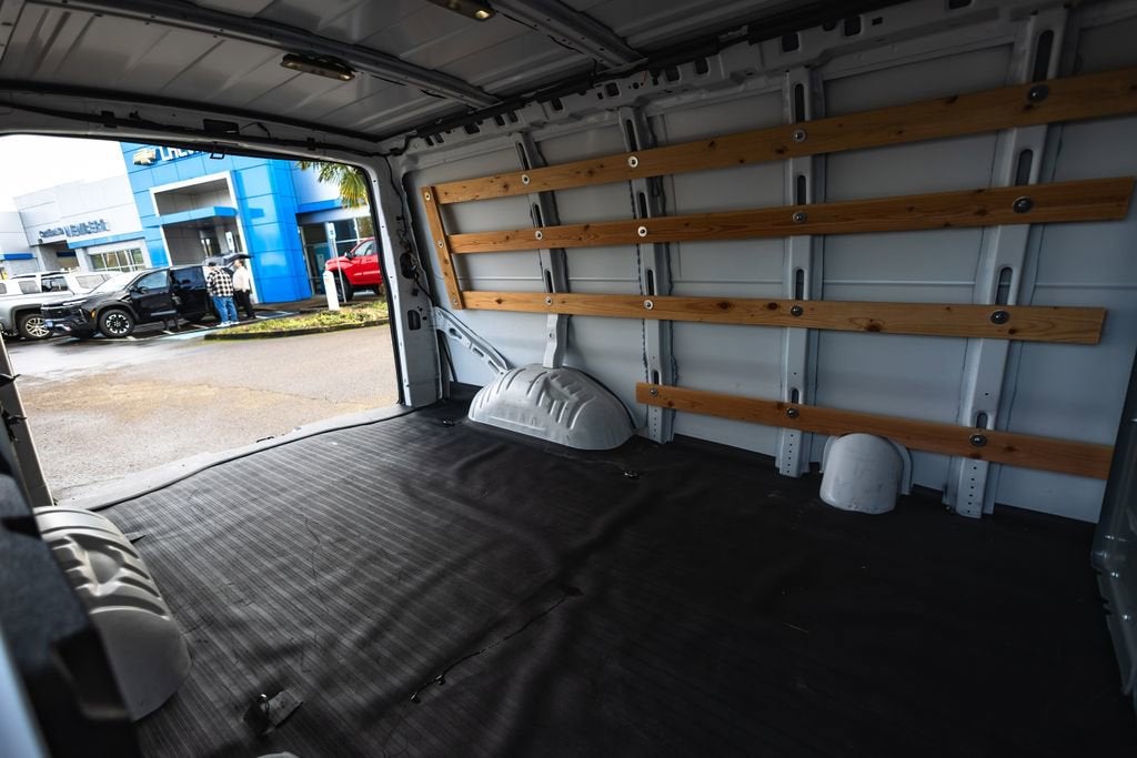 2022 Chevrolet Express Cargo 2500 WT