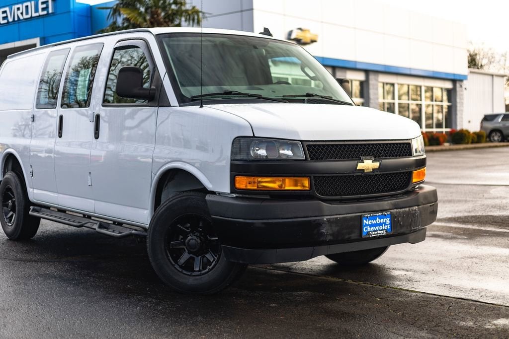 2022 Chevrolet Express Cargo 2500 WT
