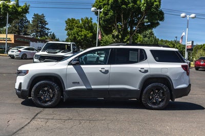 2023 GMC Acadia AT4