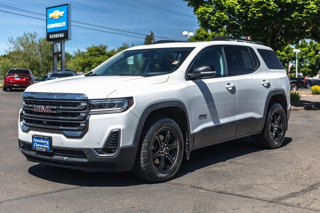 2023 GMC Acadia AT4