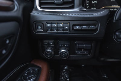 2024 GMC Yukon XL Denali Ultimate
