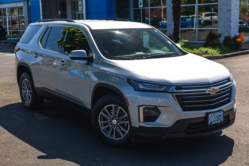 2022 Chevrolet Traverse LT Cloth