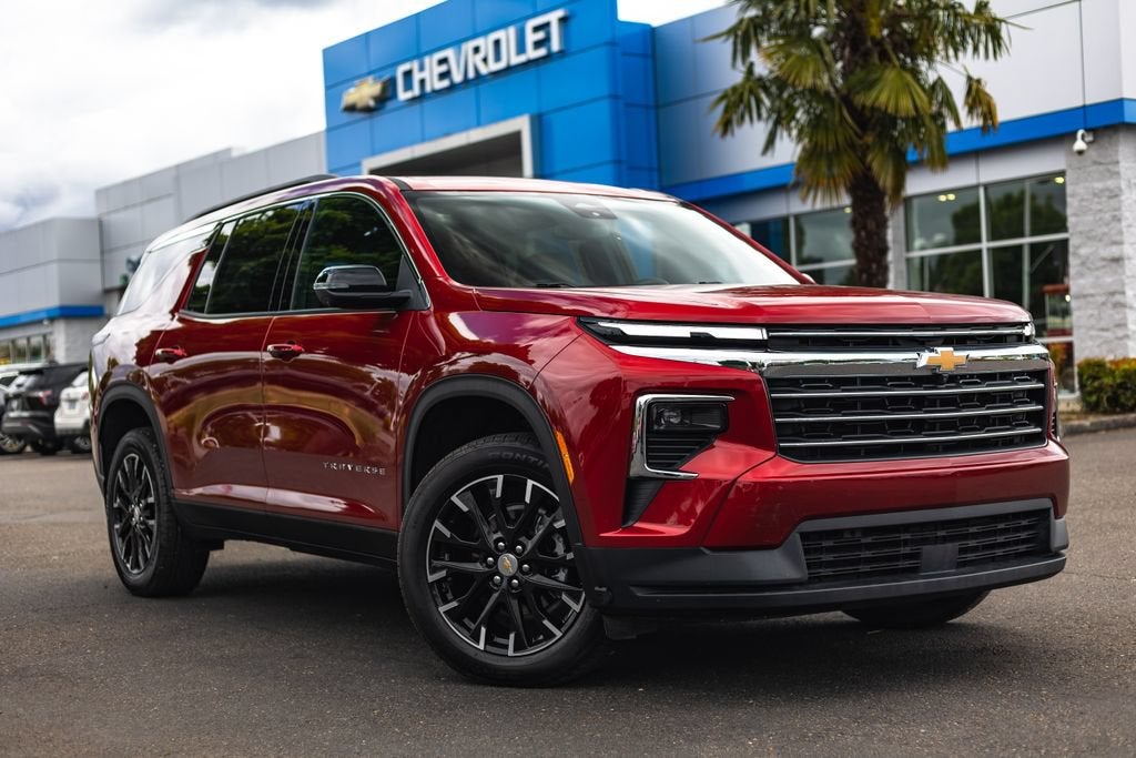 2025 Chevrolet Traverse LT