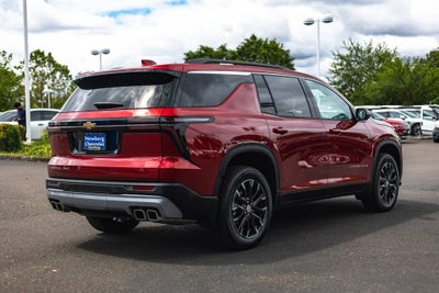 2025 Chevrolet Traverse LT