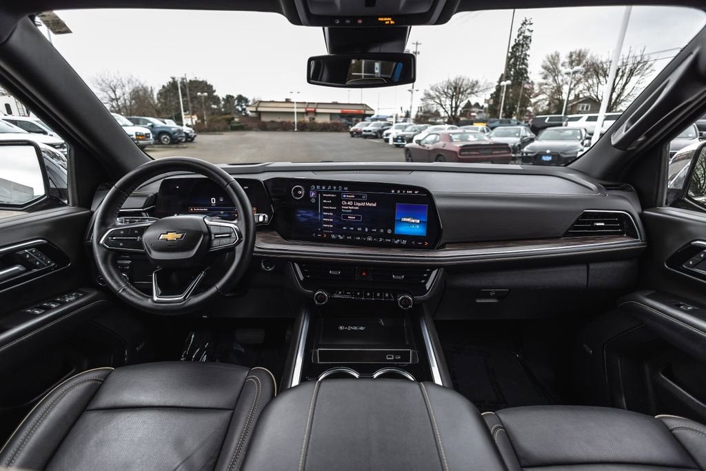 2025 Chevrolet Suburban Premier