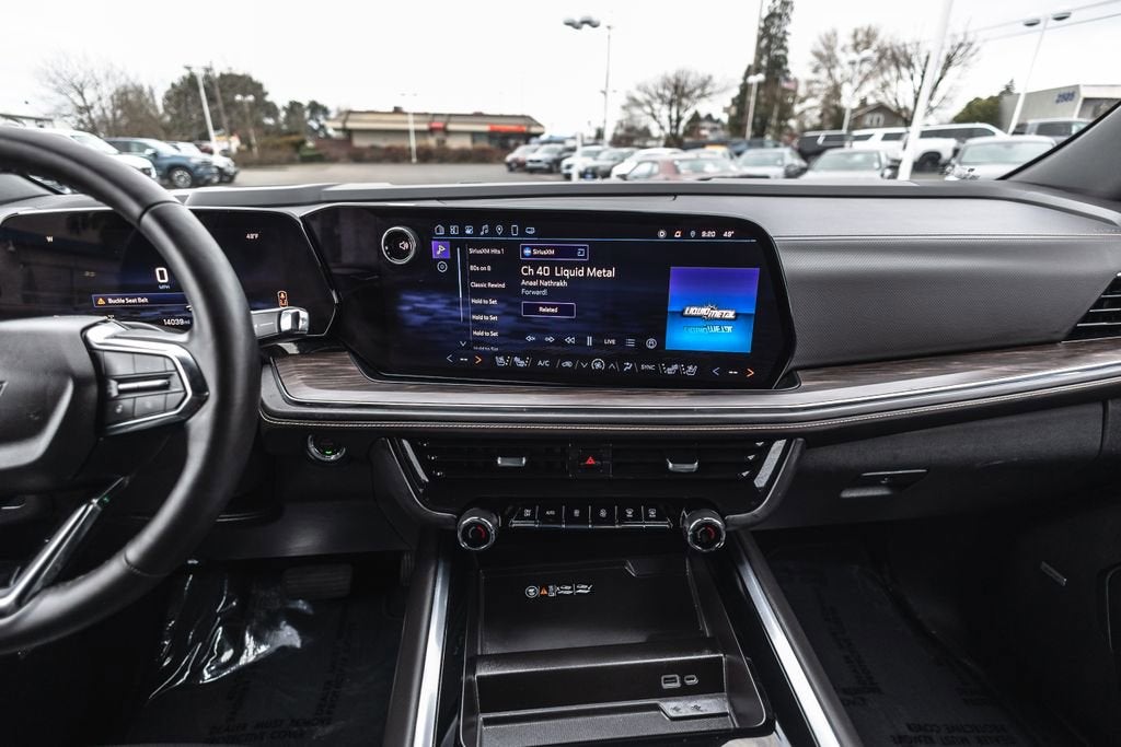 2025 Chevrolet Suburban Premier