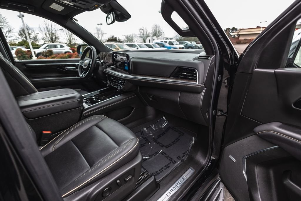 2025 Chevrolet Suburban Premier