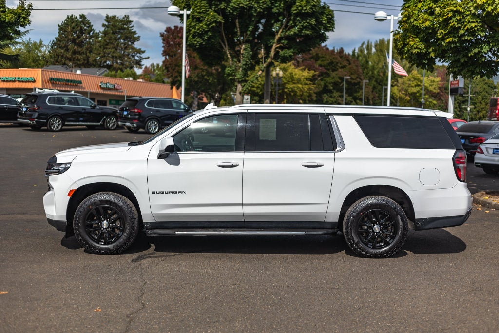 2022 Chevrolet Suburban LS