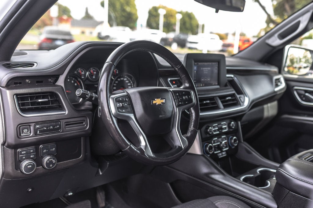 2022 Chevrolet Suburban LS