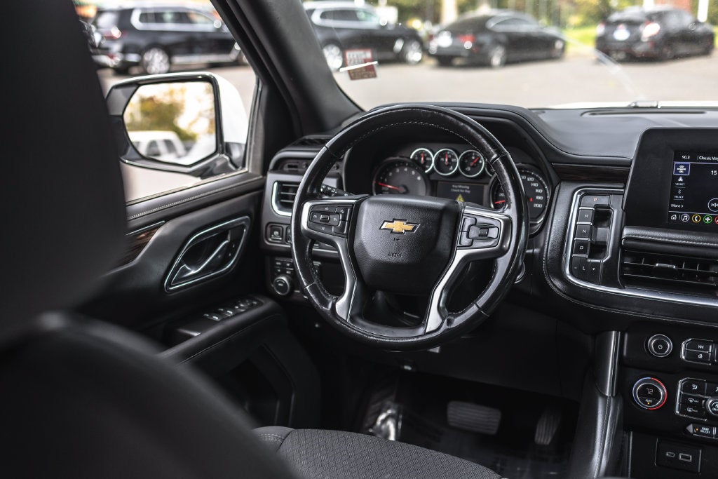 2022 Chevrolet Suburban LS