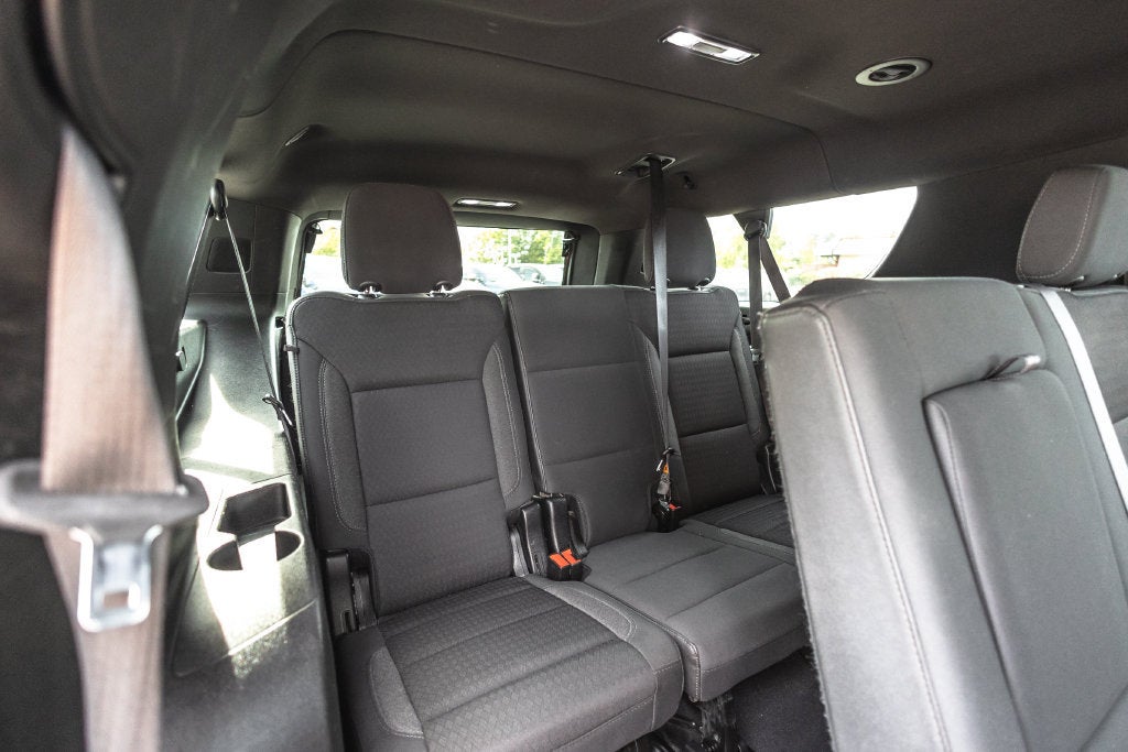 2022 Chevrolet Suburban LS