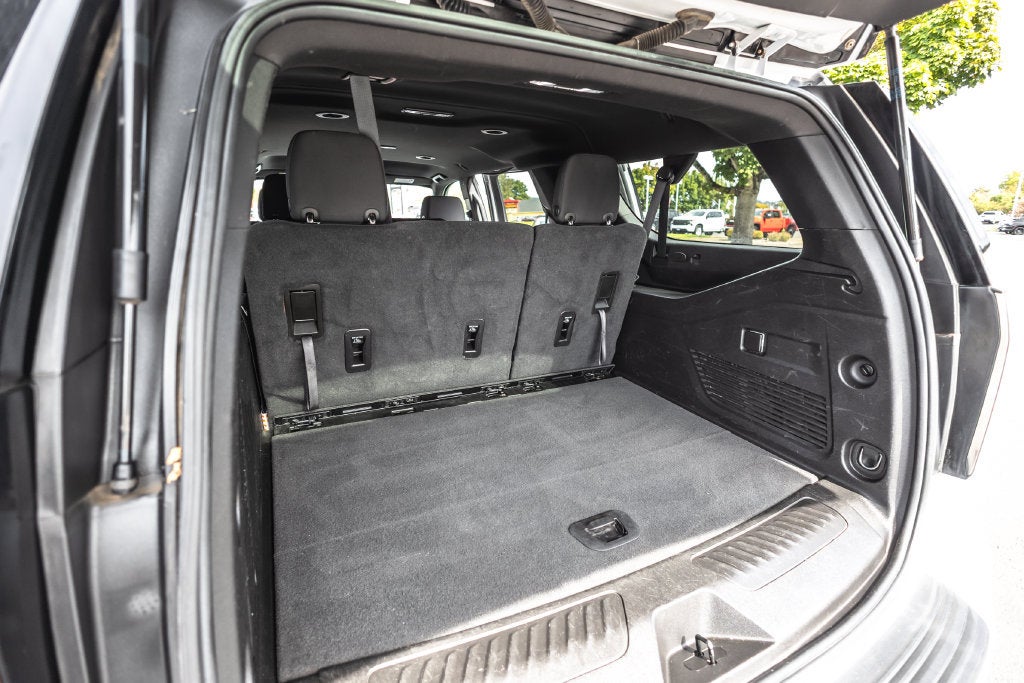 2022 Chevrolet Suburban LS
