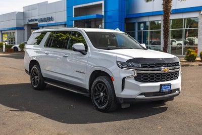 2022 Chevrolet Suburban LS