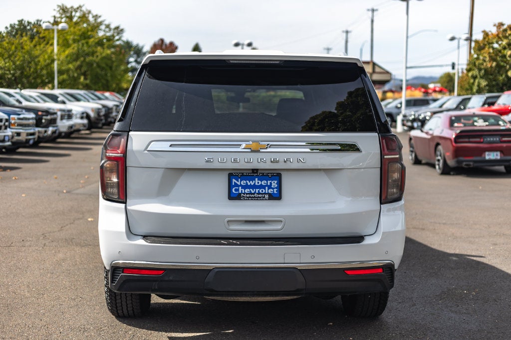 2022 Chevrolet Suburban LS