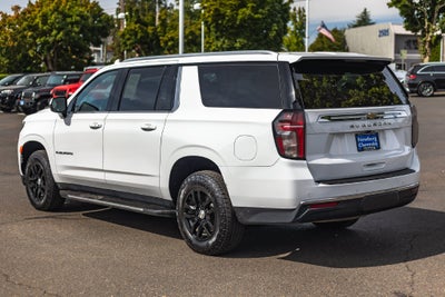 2022 Chevrolet Suburban LS