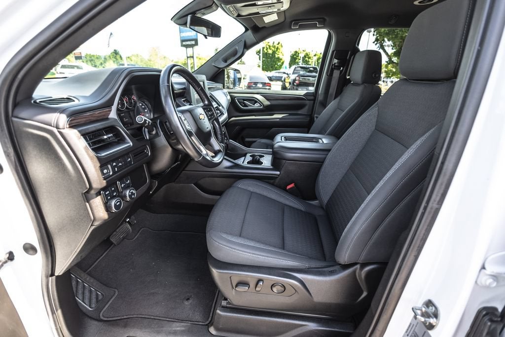 2022 Chevrolet Suburban LS