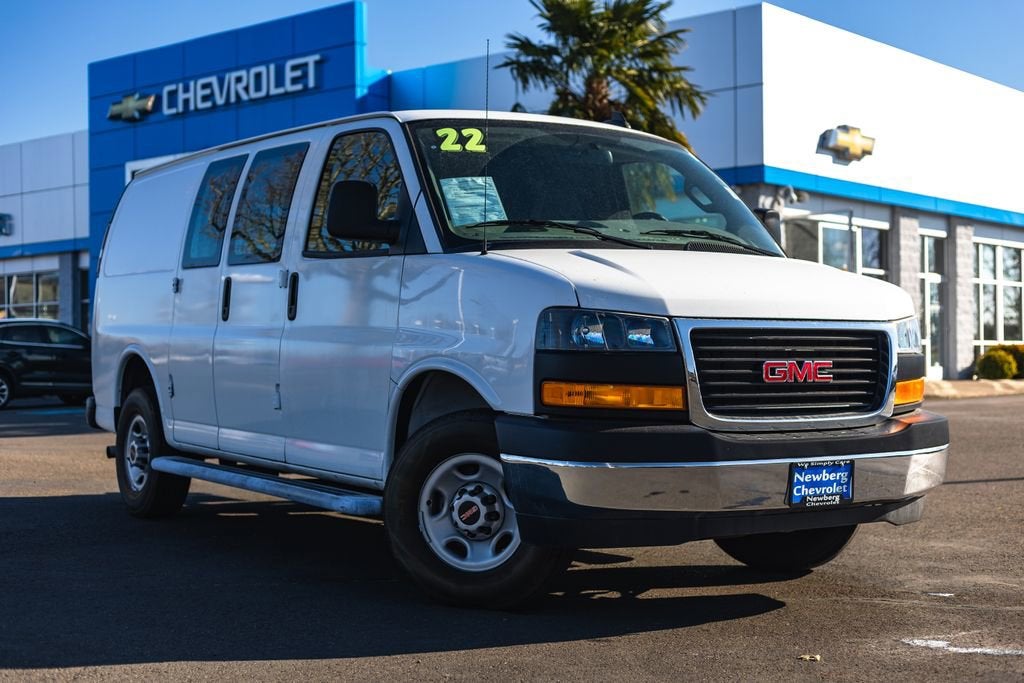 2022 GMC Savana Cargo 2500 Work Van
