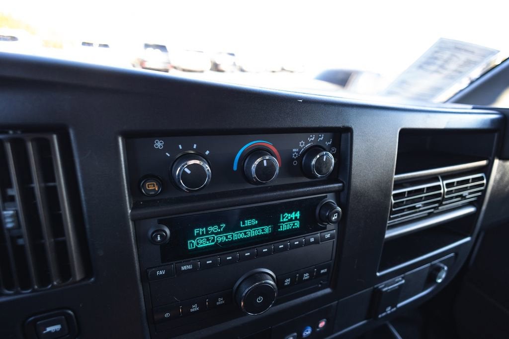 2022 GMC Savana Cargo 2500 Work Van