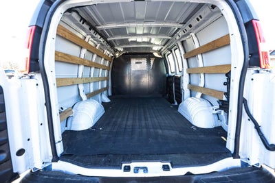 2022 GMC Savana Cargo 2500 Work Van