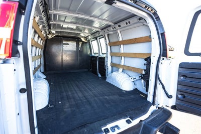 2022 GMC Savana Cargo 2500 Work Van