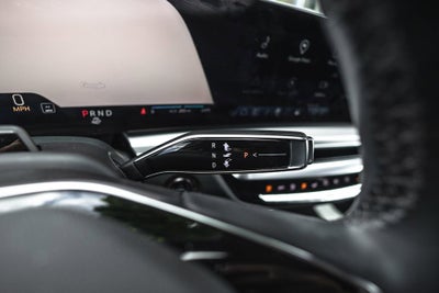2024 Cadillac LYRIQ Sport 2