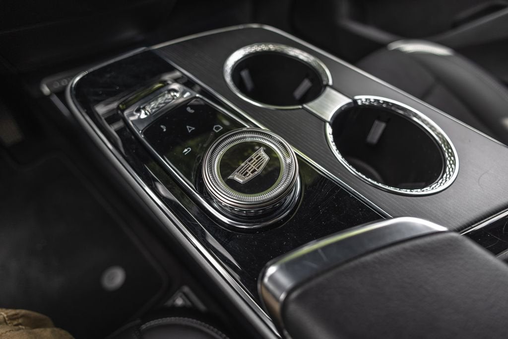 2024 Cadillac LYRIQ Sport 2