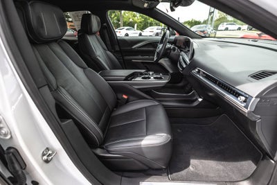 2024 Cadillac LYRIQ Sport 2