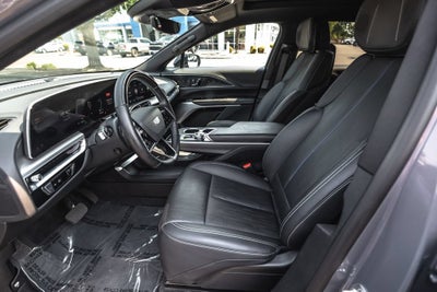 2024 Cadillac LYRIQ Sport 3
