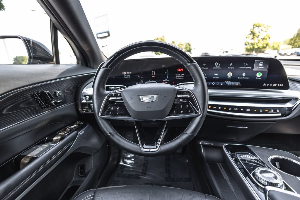 2024 Cadillac LYRIQ Sport 3