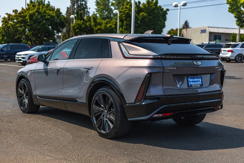 2024 Cadillac LYRIQ Sport 3
