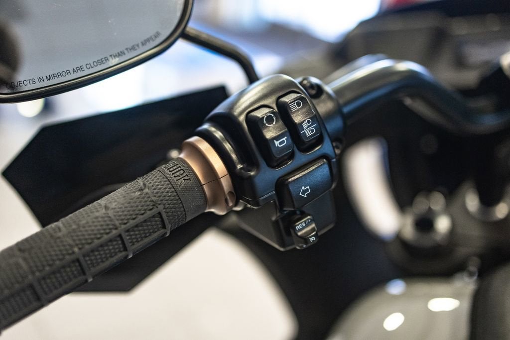 2024 HARLEY DAVIDSON LOW RIDER Base