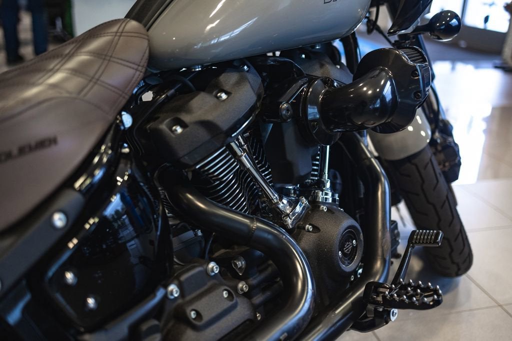 2024 HARLEY DAVIDSON LOW RIDER Base