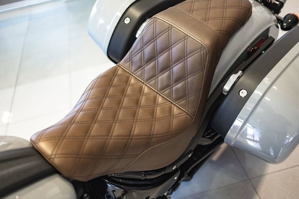 2024 HARLEY DAVIDSON LOW RIDER Base