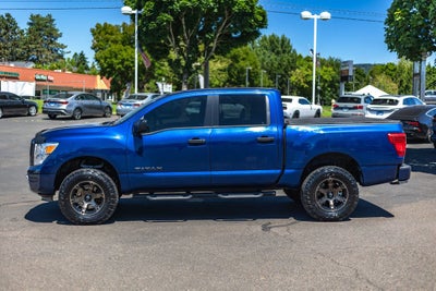 2021 Nissan Titan SV
