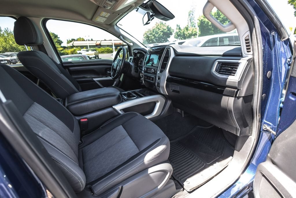 2021 Nissan Titan SV