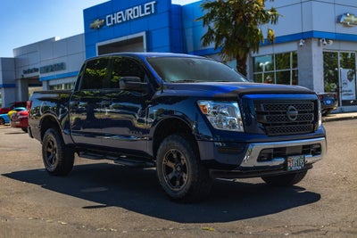 2021 Nissan Titan SV